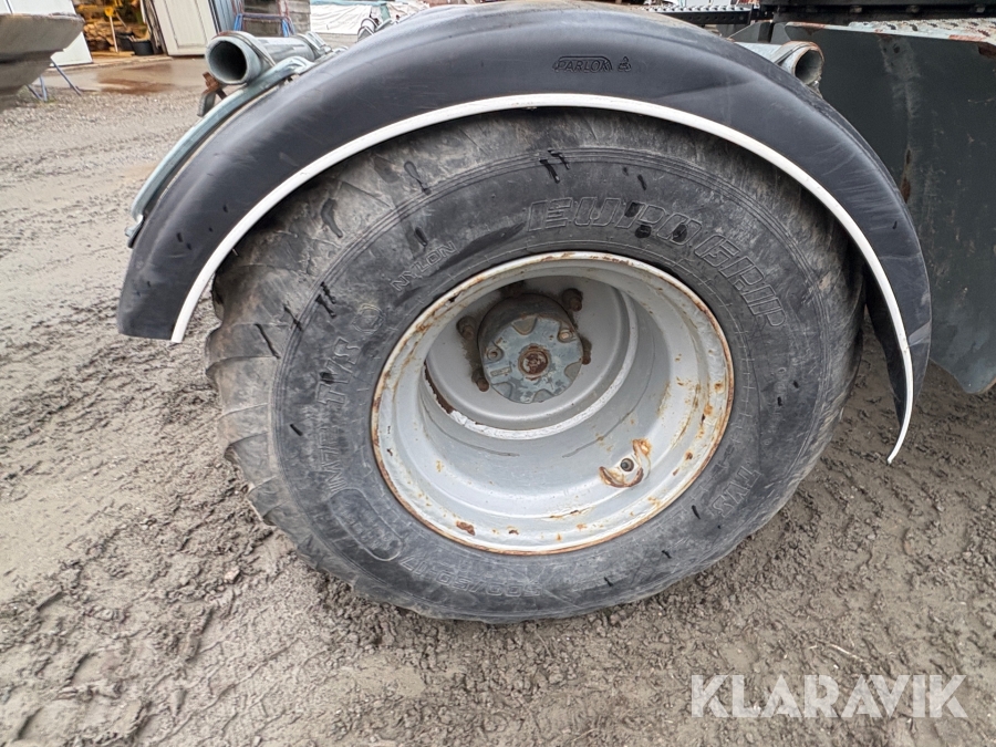 Grävmaskin Wacker Neuson 6503 WD med vagn & redskap