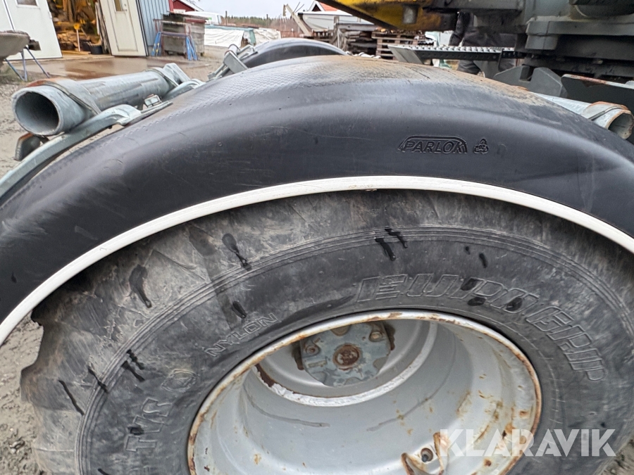 Grävmaskin Wacker Neuson 6503 WD med vagn & redskap