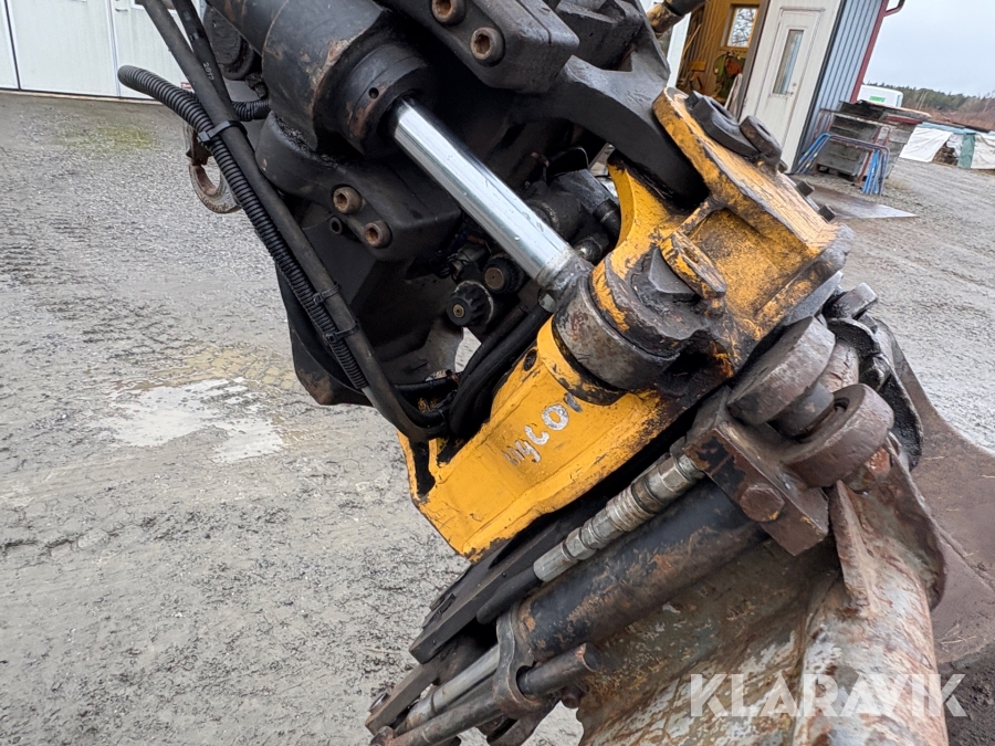 Grävmaskin Wacker Neuson 6503 WD med vagn & redskap
