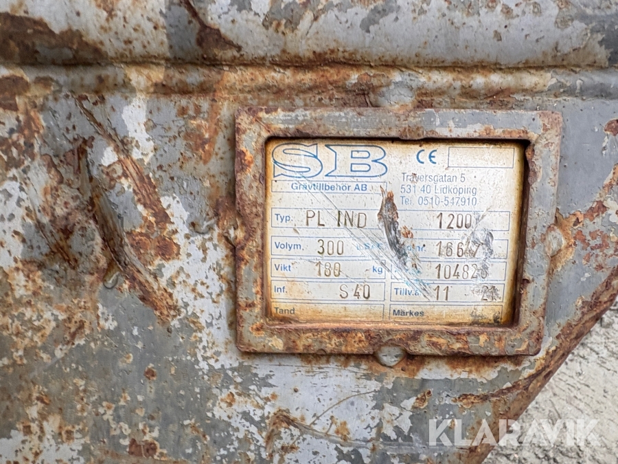 Grävmaskin Wacker Neuson 6503 WD med vagn & redskap