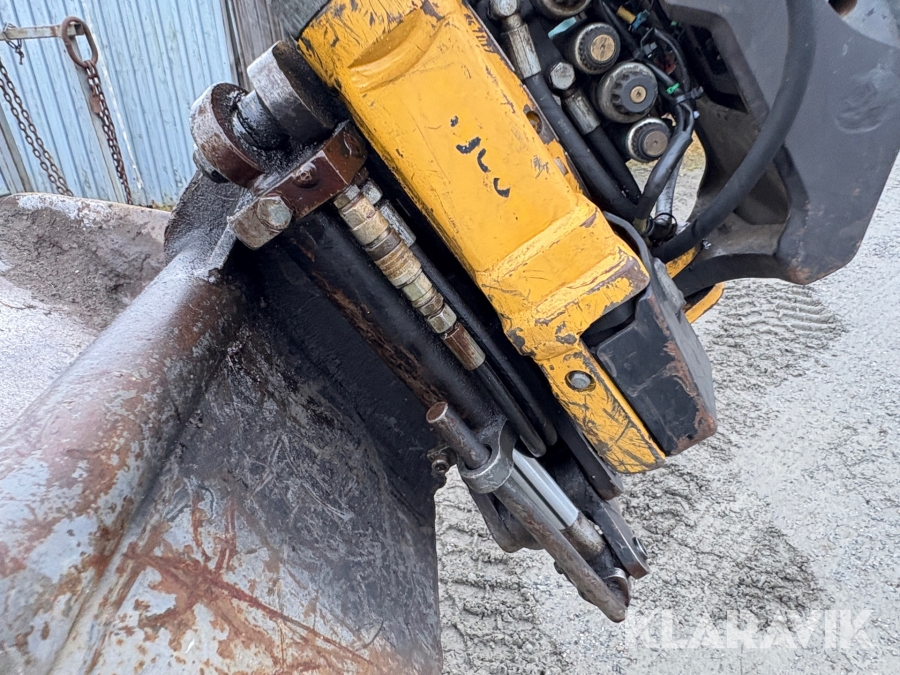 Grävmaskin Wacker Neuson 6503 WD med vagn & redskap