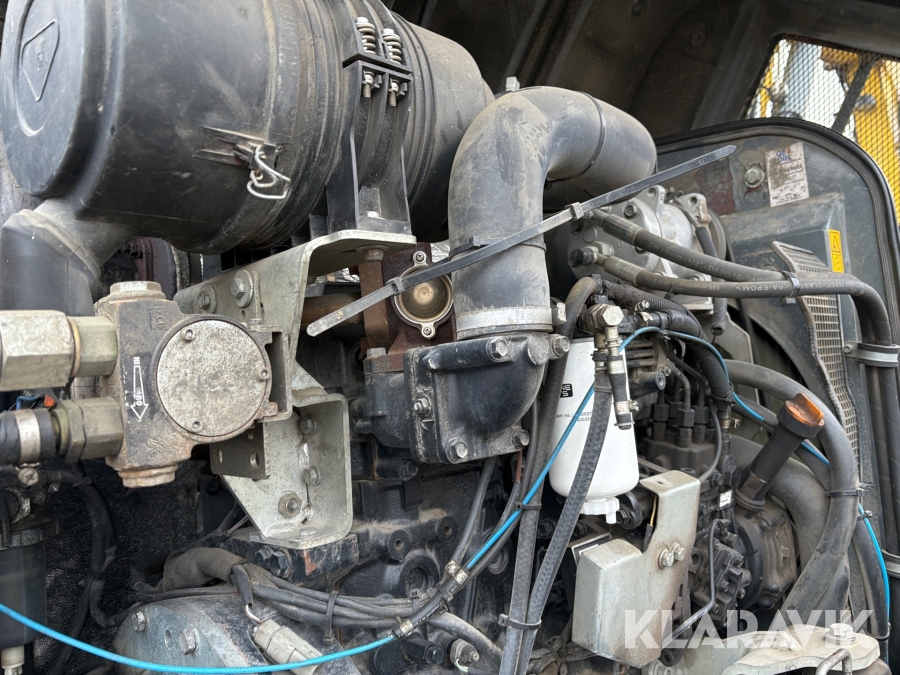 Grävmaskin Wacker Neuson 6503 WD med vagn & redskap