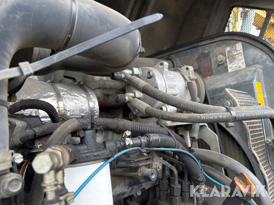 Grävmaskin Wacker Neuson 6503 WD med vagn & redskap