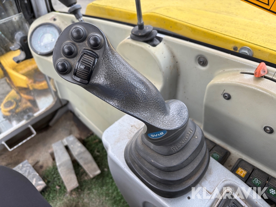 Grävmaskin Wacker Neuson 6503 WD med vagn & redskap