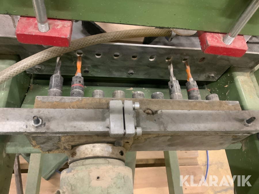 Hörnborr för träbearbetning