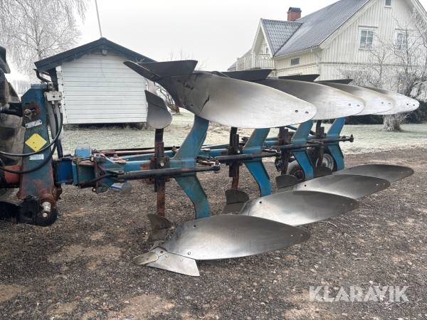 Växelplog 4-skärig Överum CV 498 H