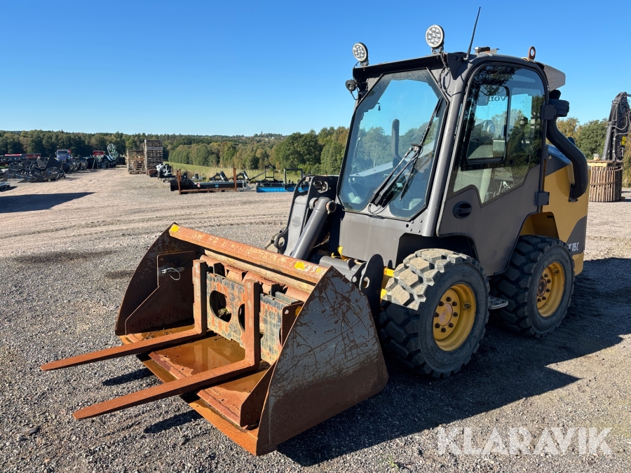 Kompaktlastare Volvo MC 115 C + Redskap