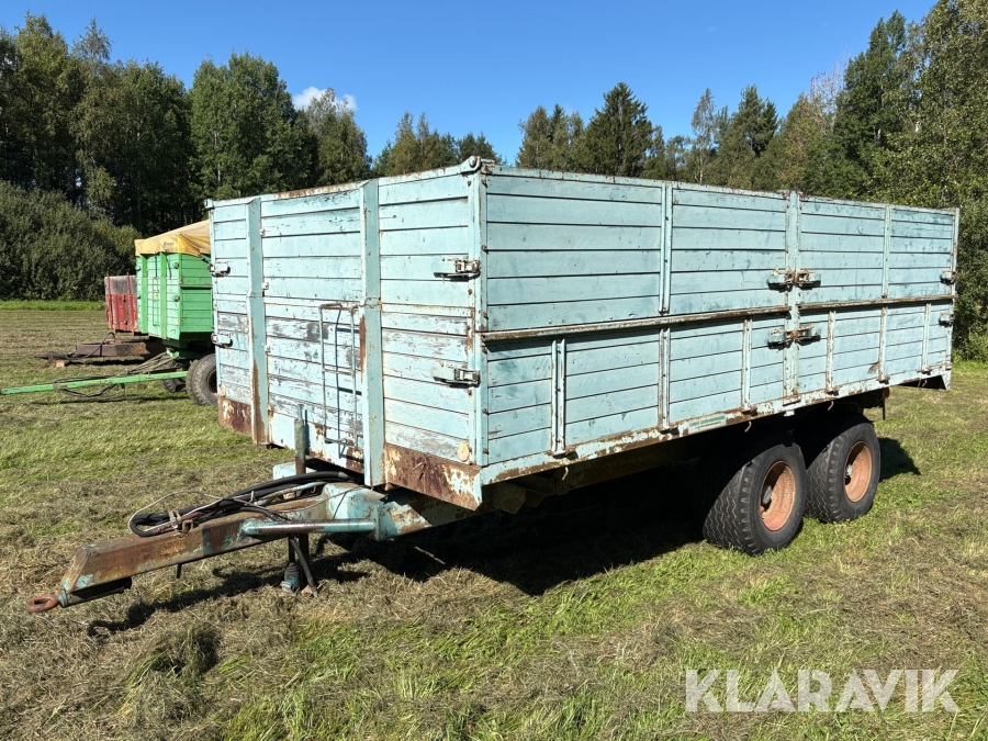 Spannmålsvagn med trevägstipp