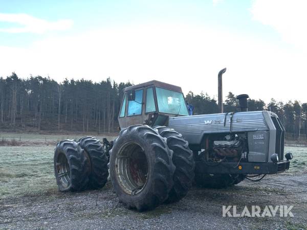 Traktor WHITE 4-150 Field Boss