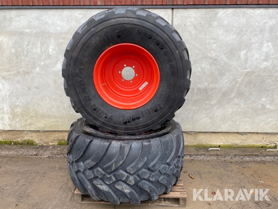 Däck 2st till tröska Claas Lexion Trelleborg Twin Radial 680/55R26.5