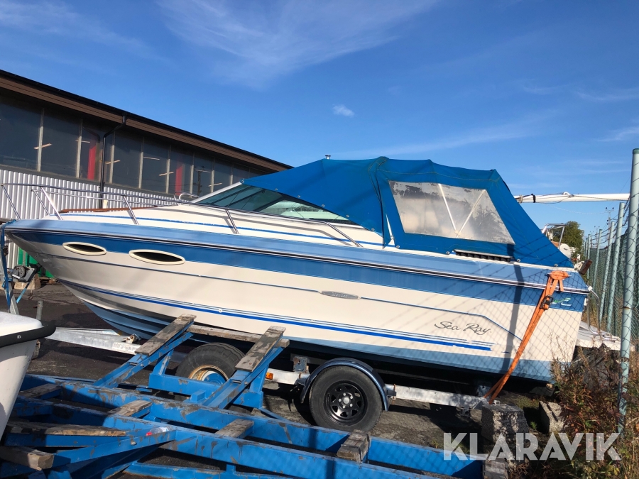 Motorbåt SeaRay 210 Monaco med motor 260 Hk