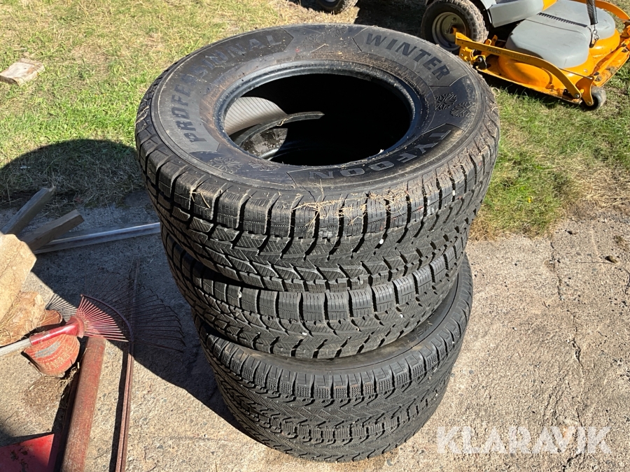 Däck 265/70R16