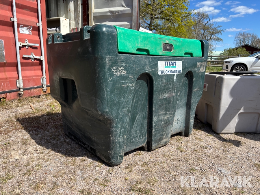 Dieseltank Titan Eko 450 liter