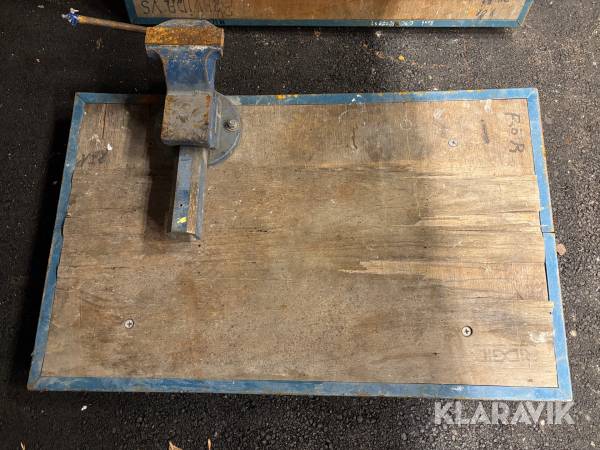 Arbetsbänk med skruvstäd Ridgid Matador fällbara ben