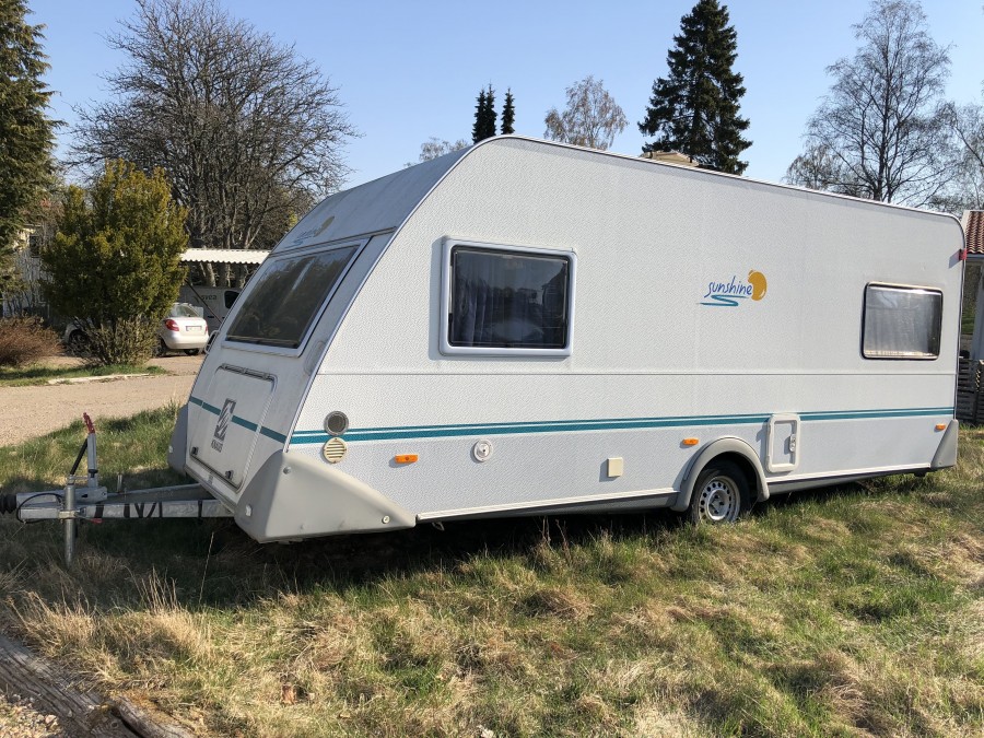 Husvagn Knaus Sunshine -98 med förtält mm