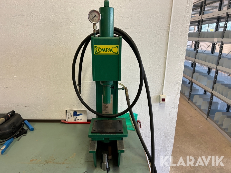 Press 10 ton Compac ADP10