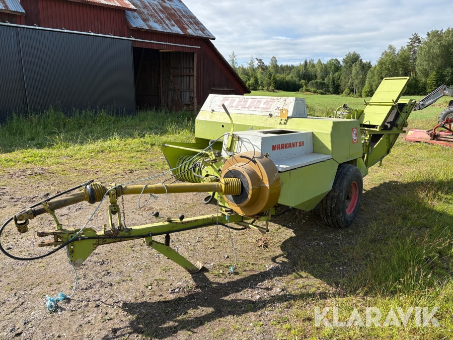 Småbalspress Claas Markant 51