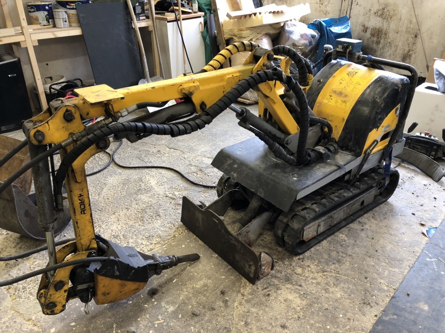 Bilningsrobot Brokk 40