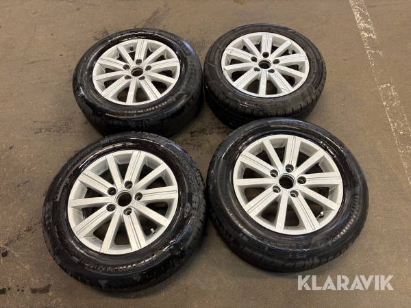Däck med fälg Continental 195/65R15 4st