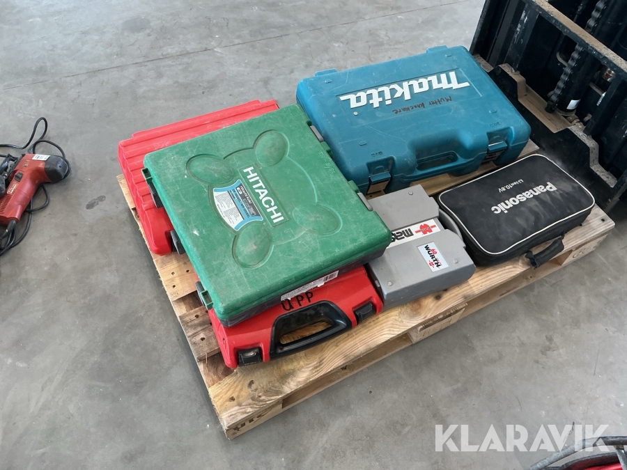 Pall med handverktyg