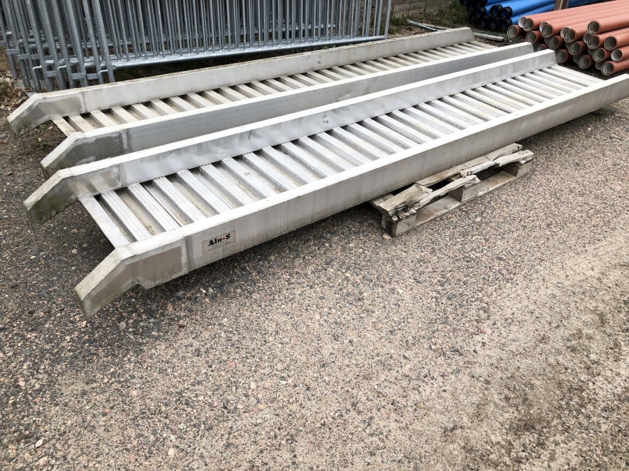Lastramper Aluminium 4 m