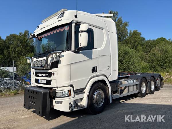 Lastväxlare Scania R650 8x4 plogutustad