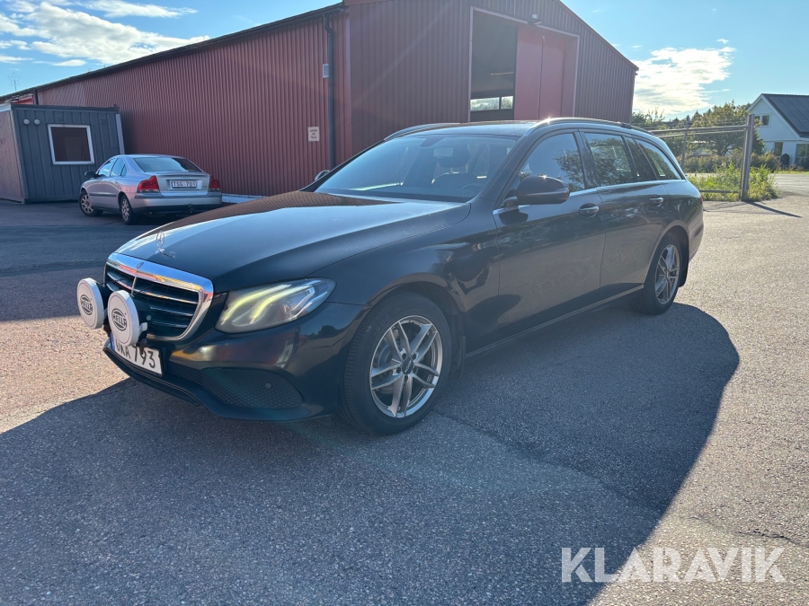 Mercedes-Benz F220d