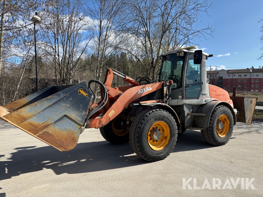 Hjullastare Atlas 95 2010, med redskap