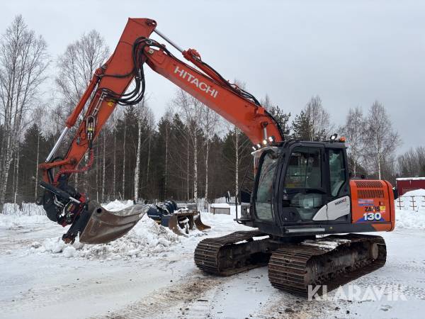 Grävmaskin Hitachi ZX130LCN-6 med redskap