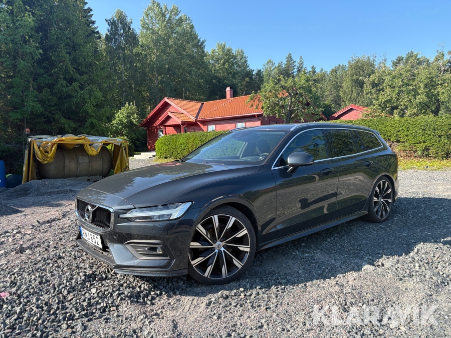 Volvo V60 D4 AWD Momentum Pro Edition