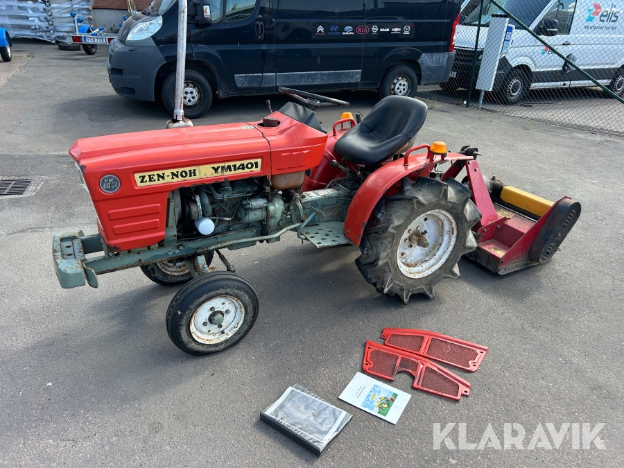 Kompakttraktor Yanmar YM1401 med slaghack