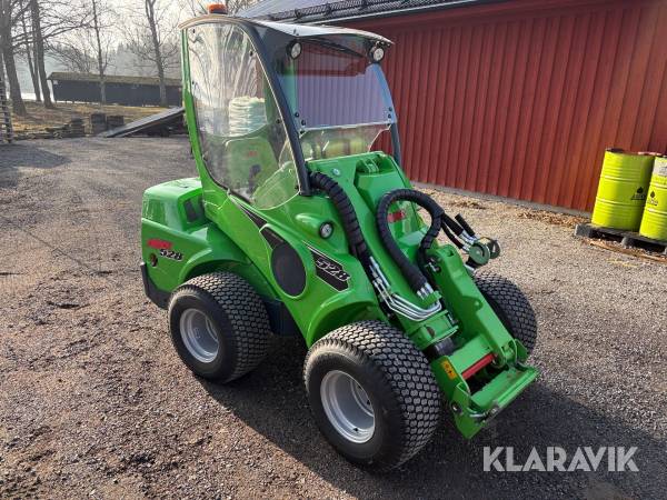 Redskapsbärare Avant 528/Optidrive