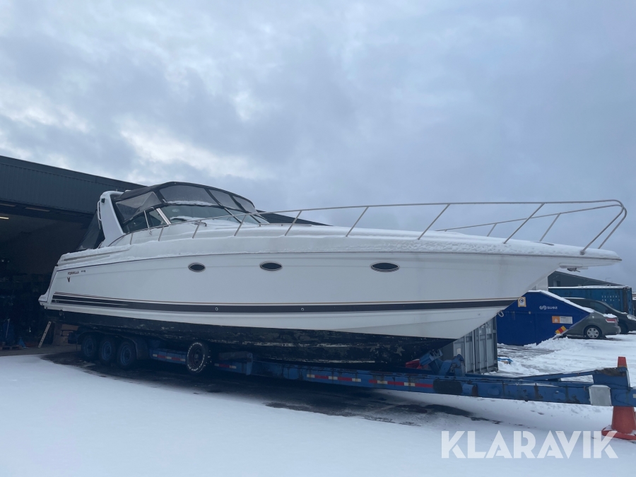 Motorbåt Formula 41 utan motorer