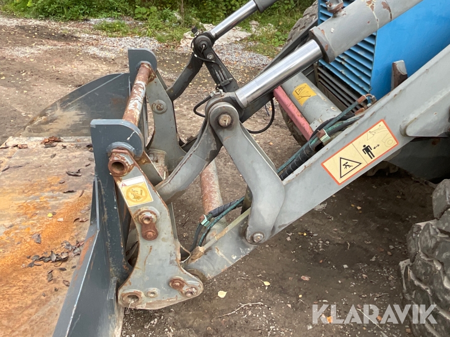 Grävlastare Lännen 740