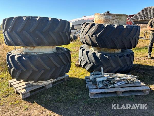 Dubbelmontage Michelin 540/65 R 28 X M 108 650/65 R 38 X M 108