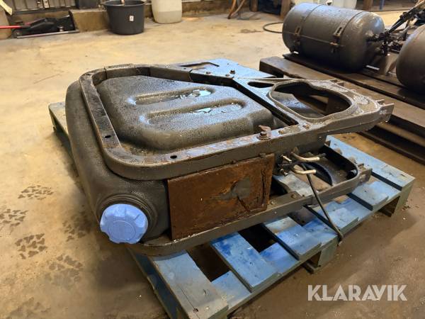 Adblue-tank Volvo FH16 580 Tridem