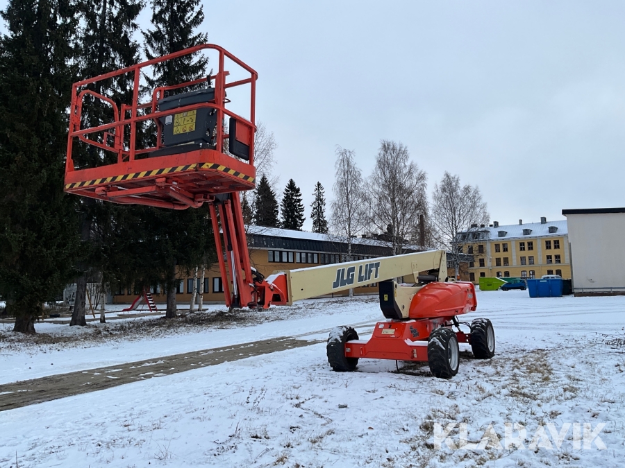 Bomlift JLG lift M600JP