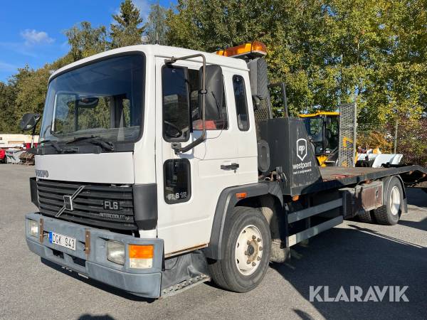 Maskintransport Volvo FL6 4X2 AVKORTAD