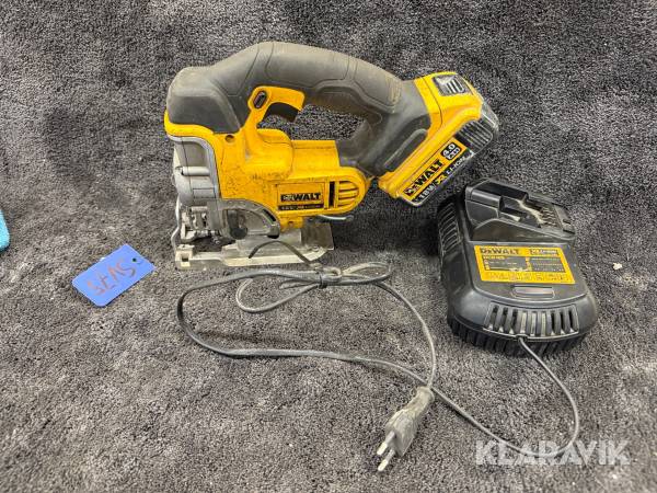 Sticksåg Dewalt DCS331