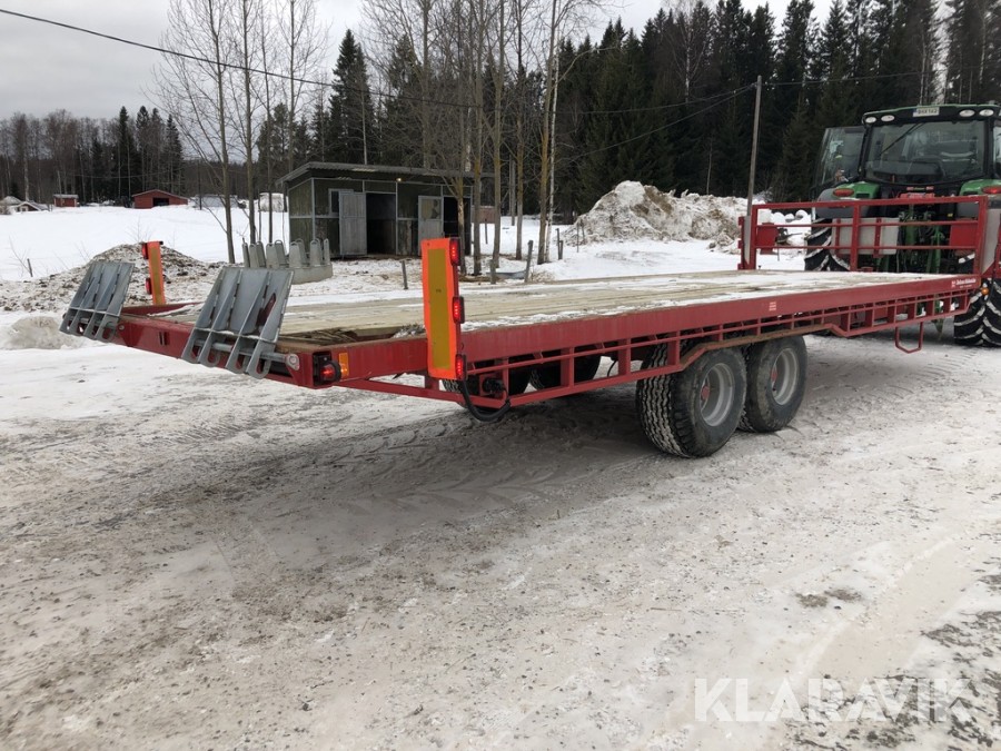 Maskintransport Dalum med hydraulisk tipp