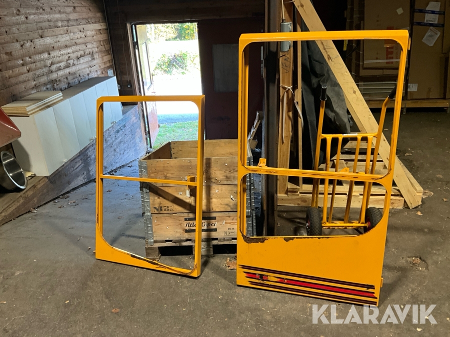 Dörrar till Ljungby L9