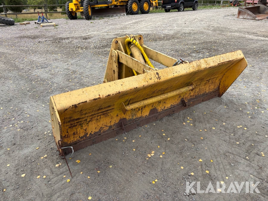 Frontblad till väghyvel 2,5m