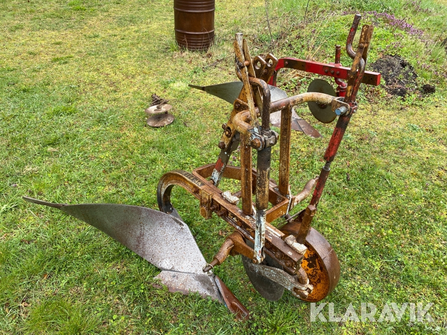 Enskärig plog Överrum Sefir junior 114-ak med extra plogskär