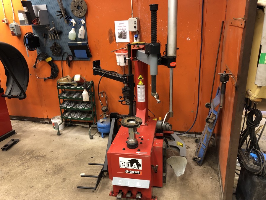 Däckmonteringsmaskin