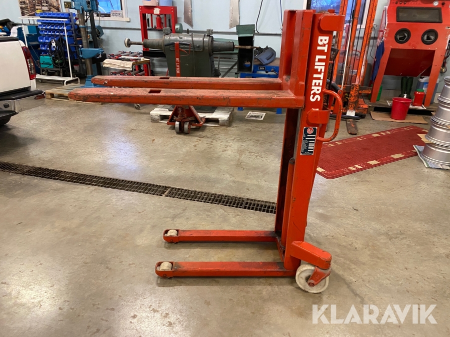 Pallyftare höglyftande BT BTSV 800 H21 200kg 2m lyfthöjd