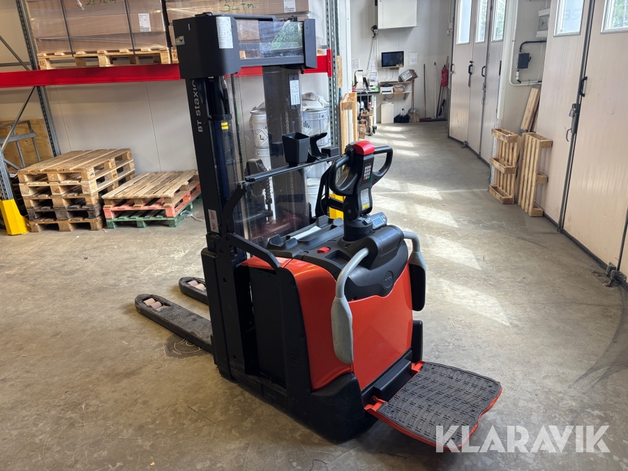 Truck Toyota SPE160L