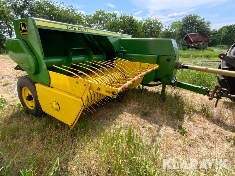 Hårdpress John Deere 332 A