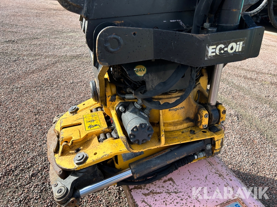 Grävmaskin Kobelco SK75SR med grävsystem, rotator m edgrip & 3 skopor