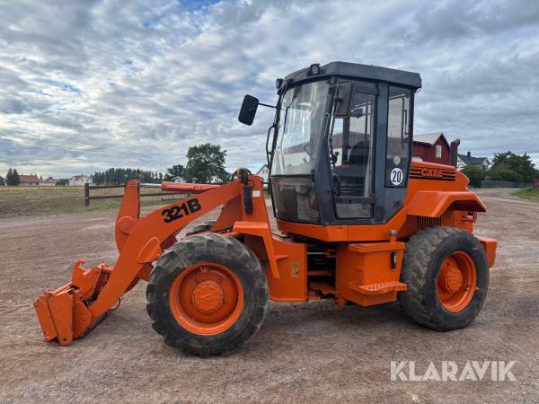 Hjullastare Case 321B med redskap