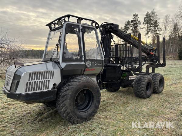 Skotare Malwa 560F med redskap och transportkärra